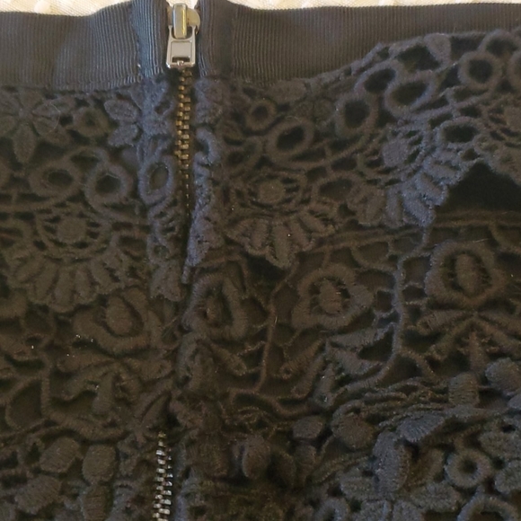 5/48 lace shorts - Picture 4 of 4